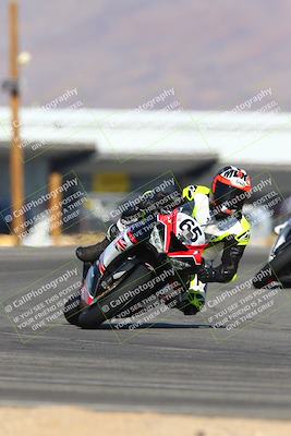 media/Jan-14-2024-SoCal Trackdays (Sun) [[2e55ec21a6]]/Turn 16 Set 2 (1125am)/